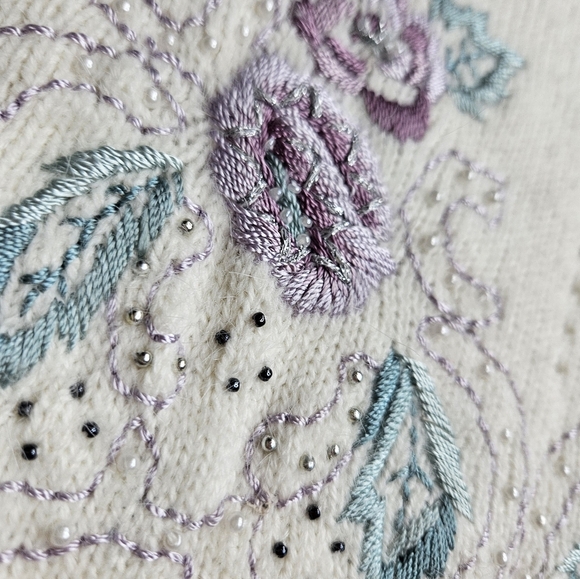 Koret Vintage Sweater Vest Size Women's Large Floal Embroidery Beading - Picture 2 of 11